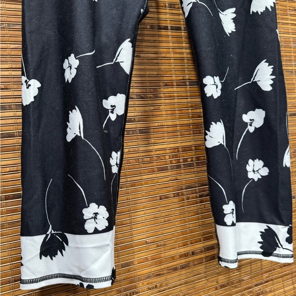 Floral Black Kids Leggings - Picture 2 of 4